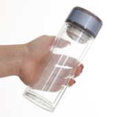 Kit 2 Garrafas Para Sublimação de Vidro Com Infusor E Tampa Azul Perolizada 300ml Kit 2 Garrafas Para Sublimação de Vidro Com Infusor E Tampa Azul Perolizada 300ml